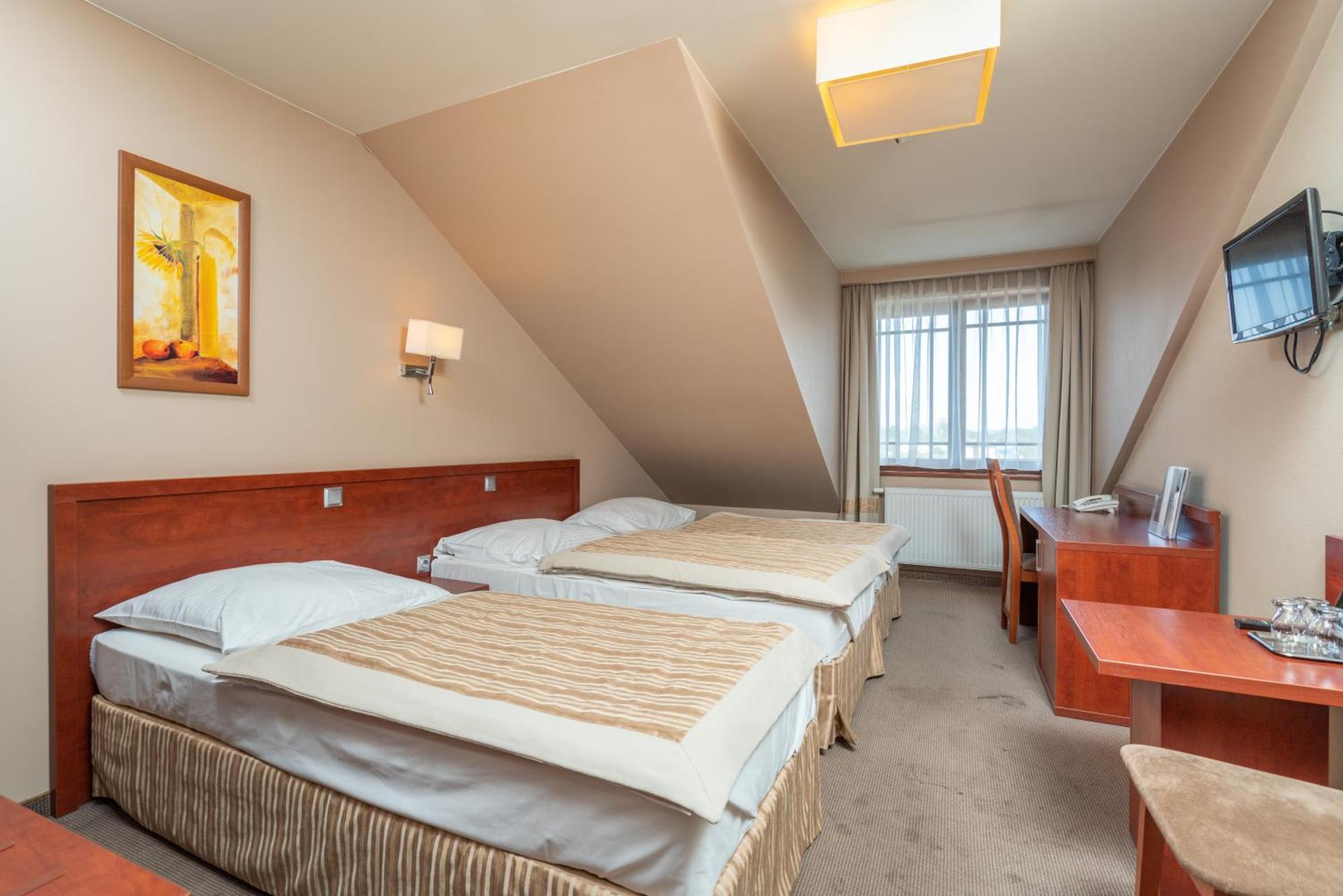 Hotel Badura Wadowice Luaran gambar