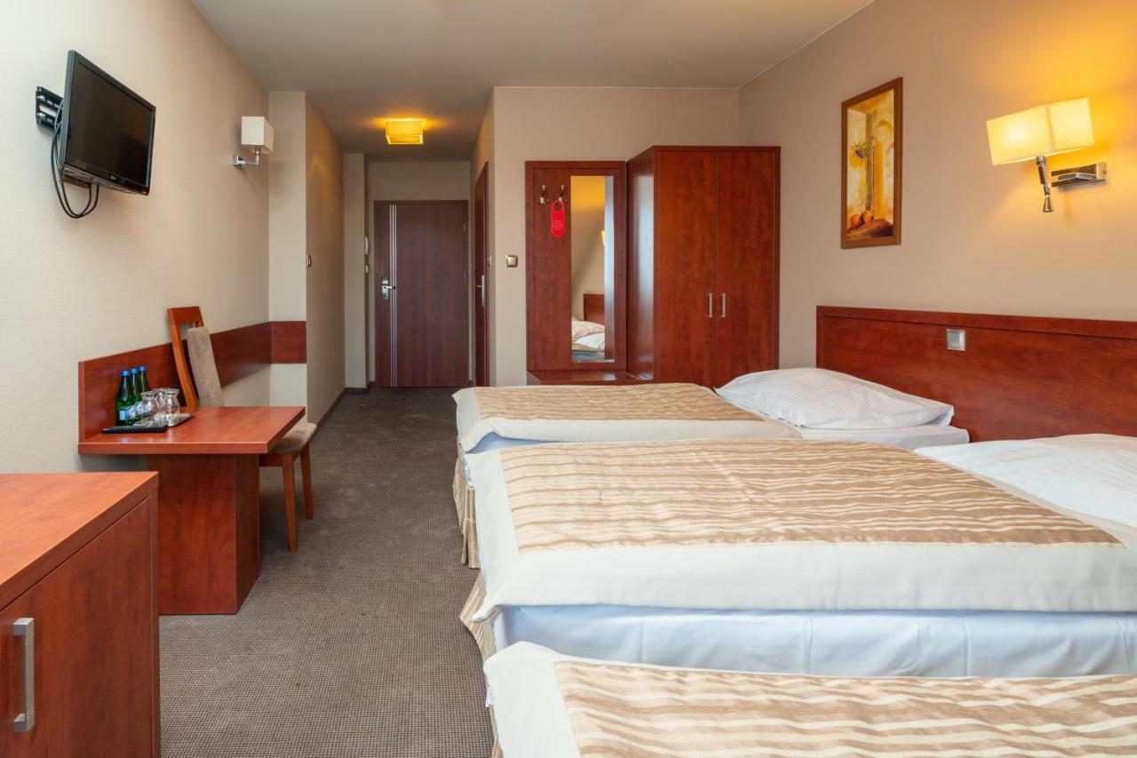 Hotel Badura Wadowice Luaran gambar