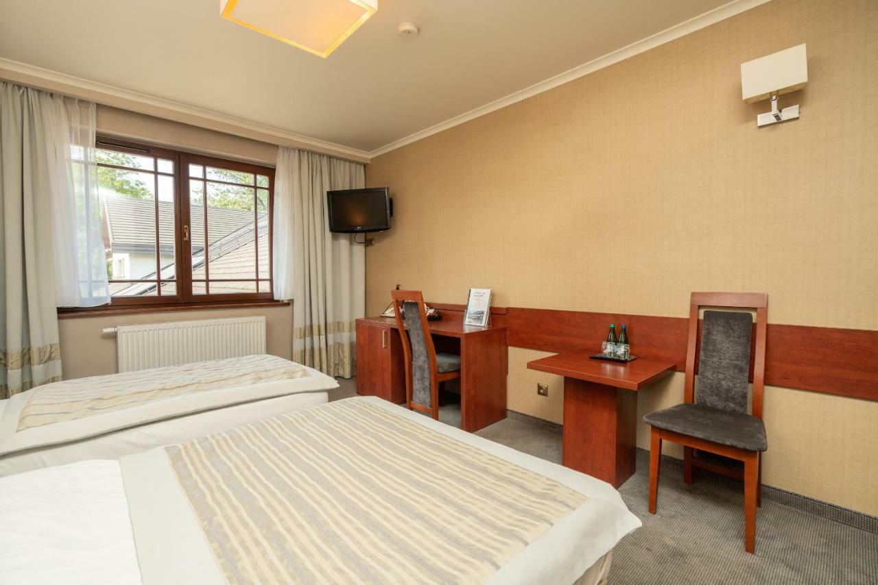 Hotel Badura Wadowice Luaran gambar